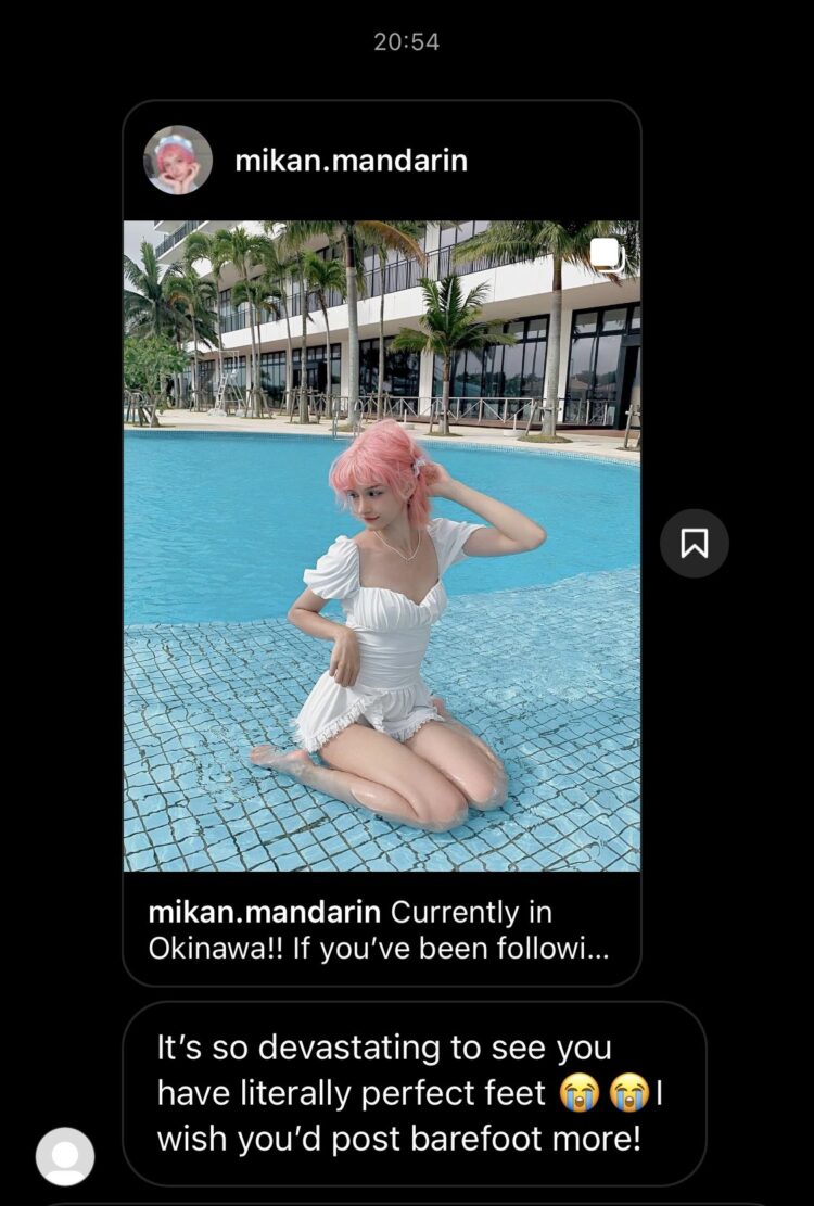 mikan mandarin feet 2