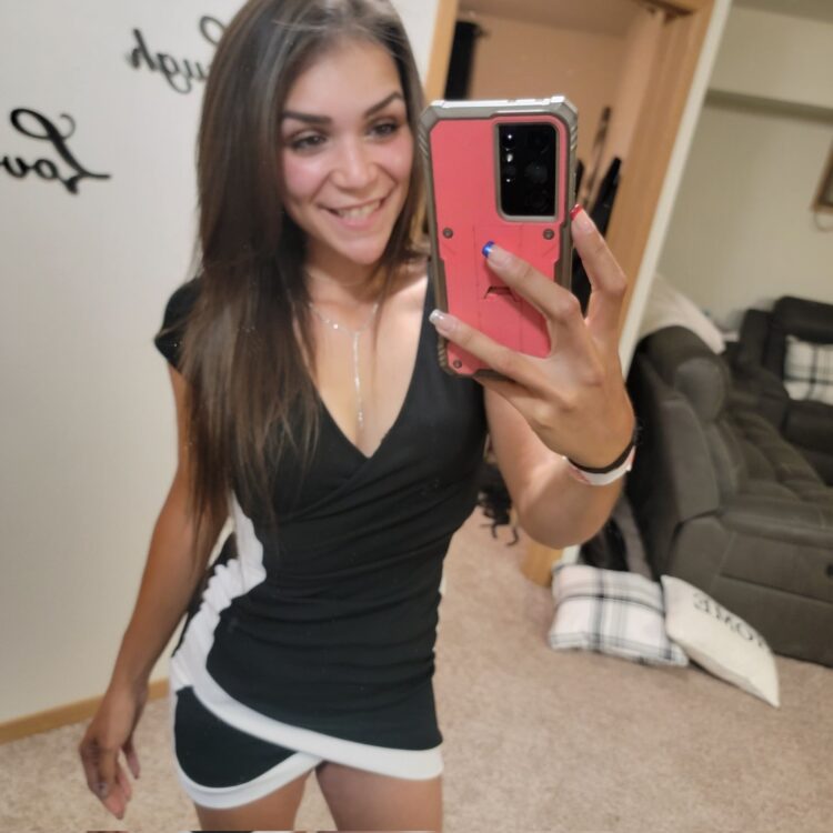 mikayla gonzalez feet