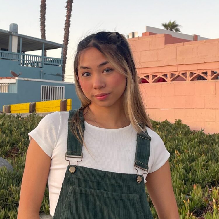 mikayla maglalang feet 1