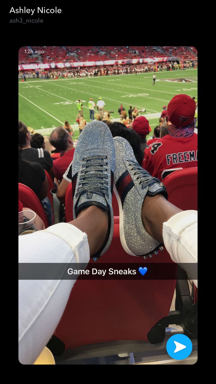 mikayla nicole feet 4