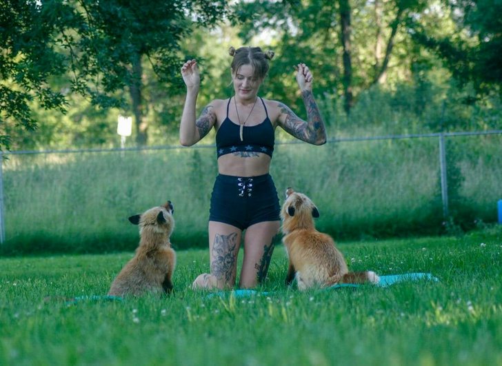 mikayla raines feet 6