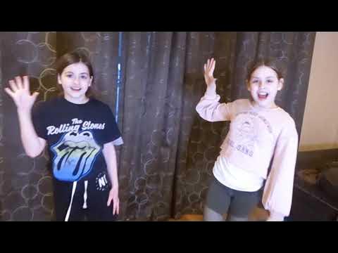 mikayla twinpossible feet 2