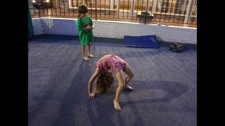 mikayla twinpossible feet 4