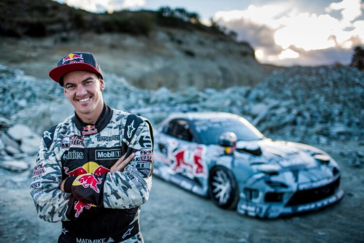 mike whiddett feet 4