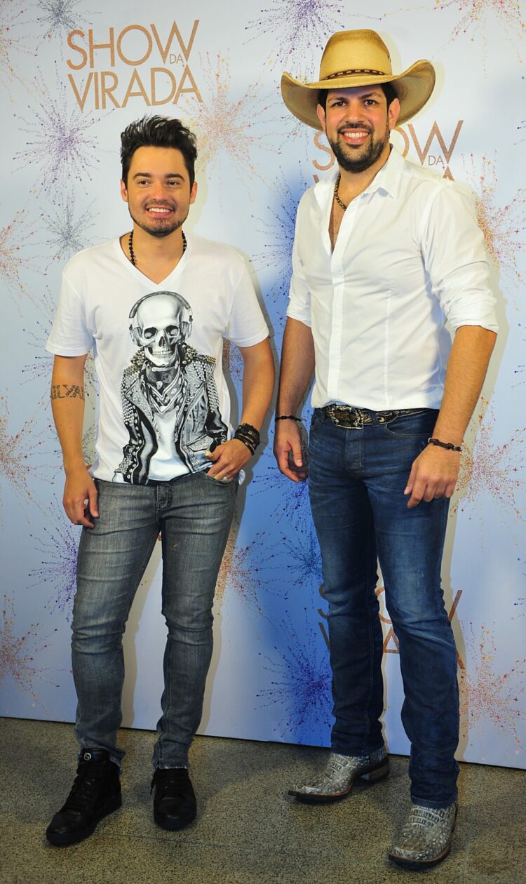 mikelly medeiros feet 2