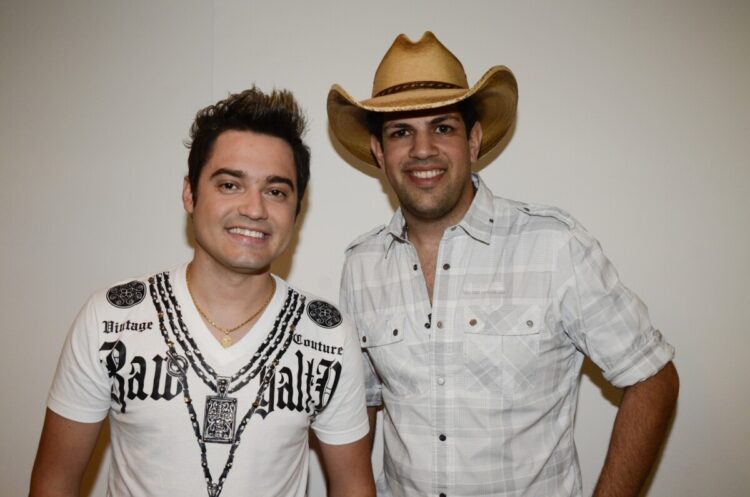 mikelly medeiros feet 4