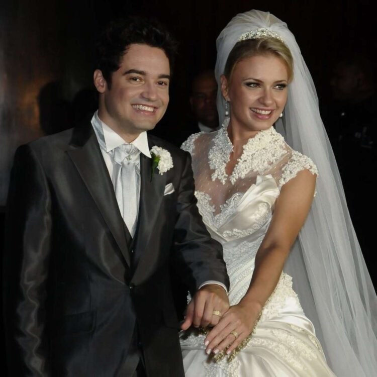 mikelly medeiros feet