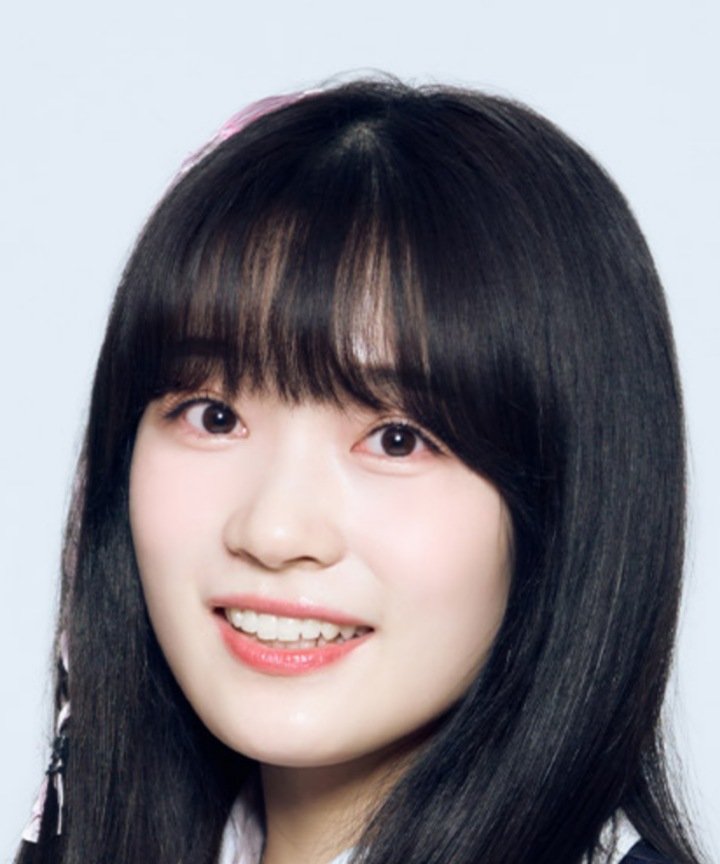 mikoto nakamori feet