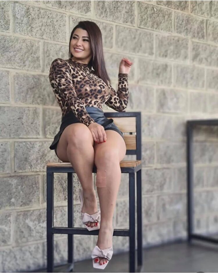 milagro flores feet 3