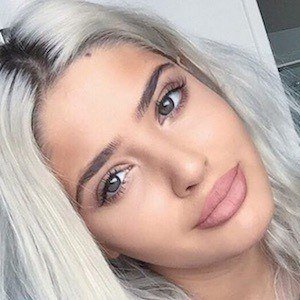 milana stanojevic feet 3