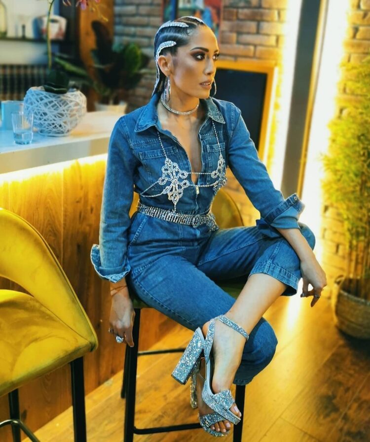 milena ceranic feet 4