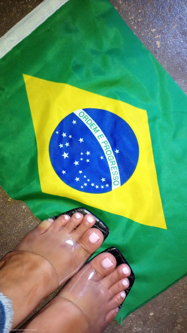 milene da mata feet 2