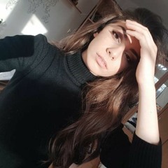 milica begecki feet 4