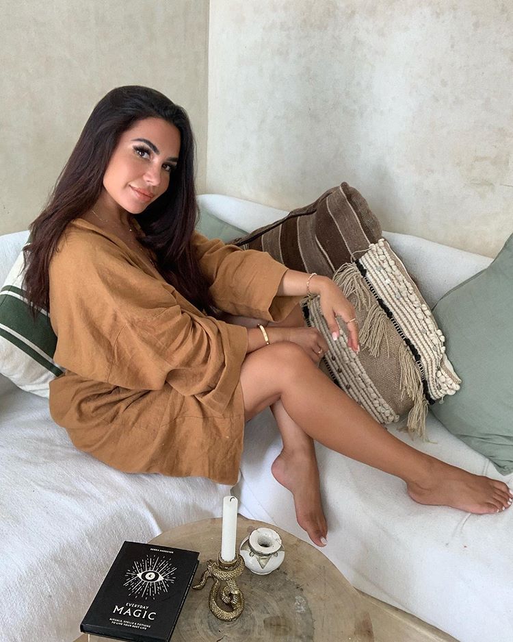 milla jasmine feet 1