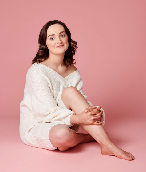 millie radford feet 1