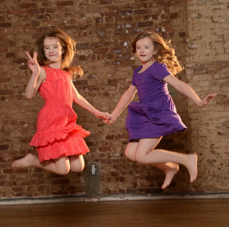 milly shapiro feet 1