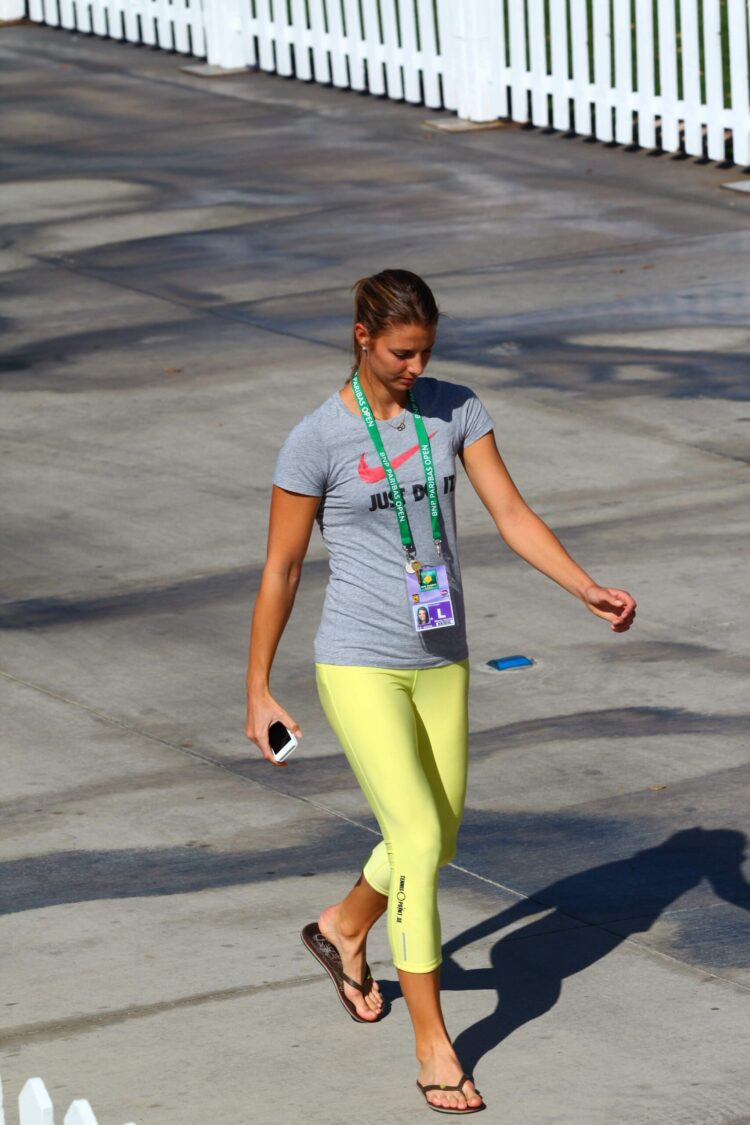 mimella feet 2 scaled