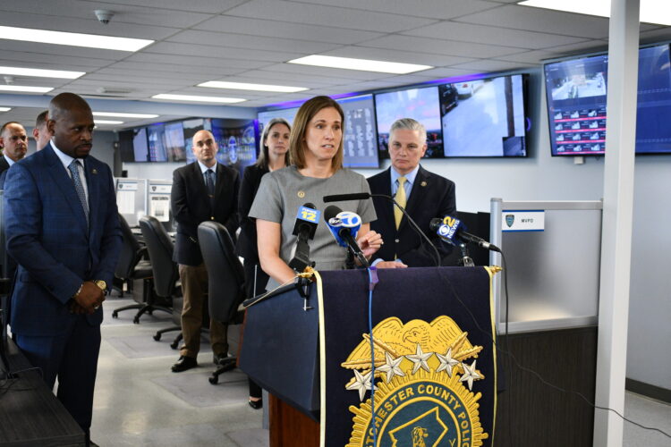 mimi rocah feet 6 scaled