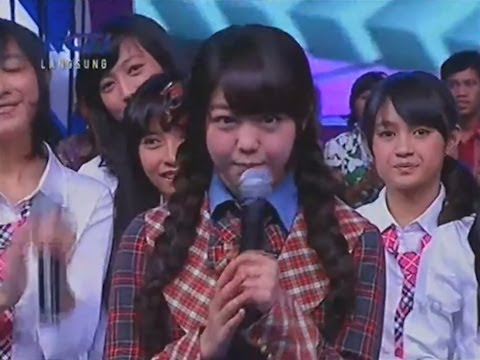 minami minegishi feet 4