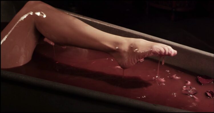 mindy robinson feet 4