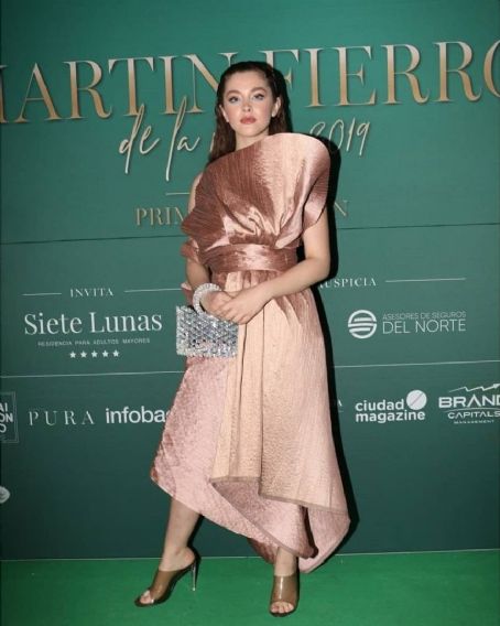 minerva casero feet 4