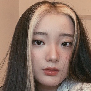 minjinny kang feet 1