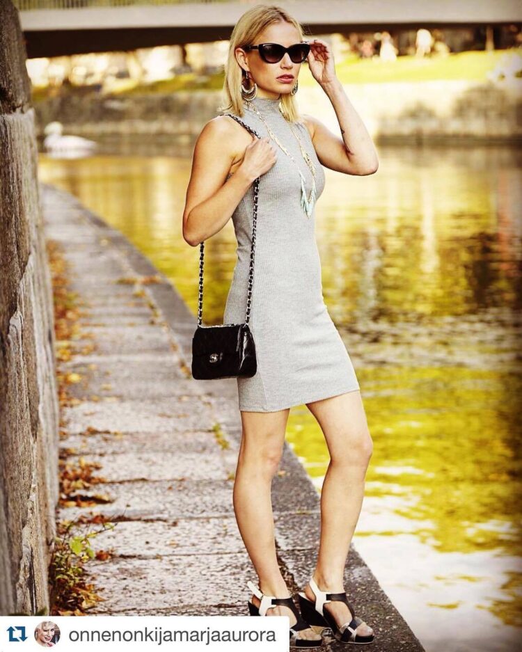 minka kuustonen feet