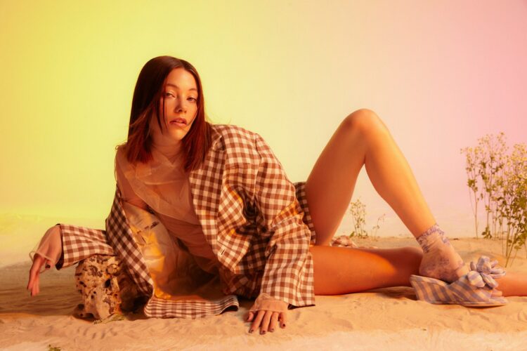 mireia oriol feet 2 scaled