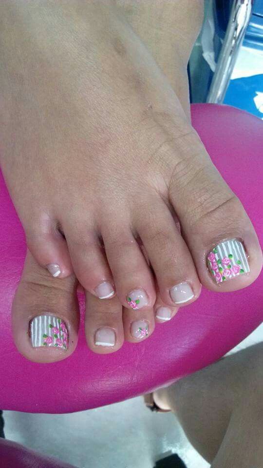 mirelle rodriguez feet 1