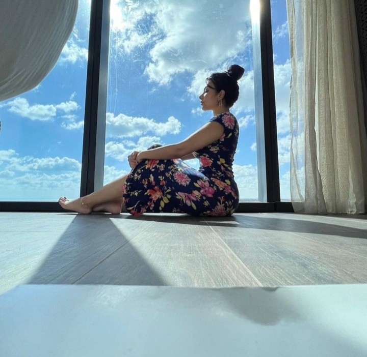 mirhan hussein feet 3