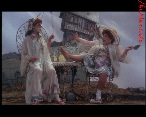 miriam margolyes feet 5