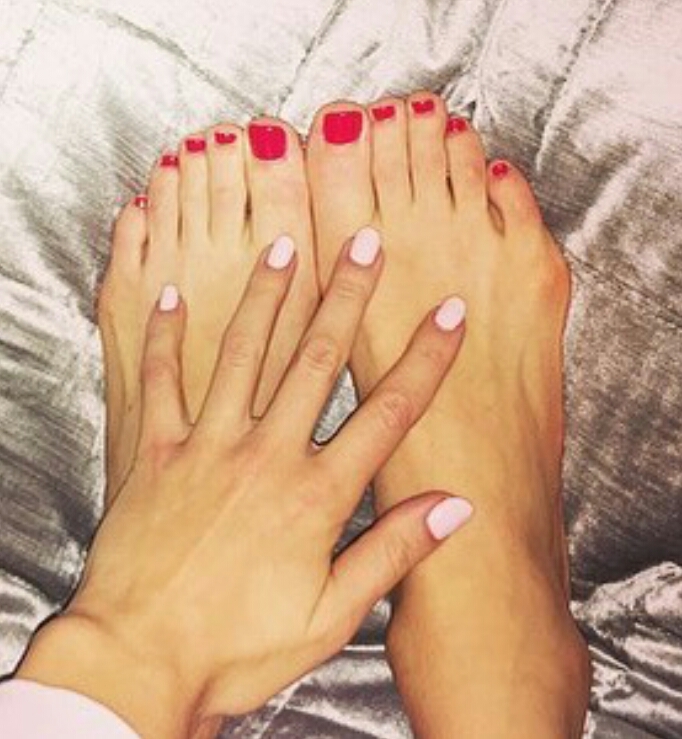 miriam mcdonald feet