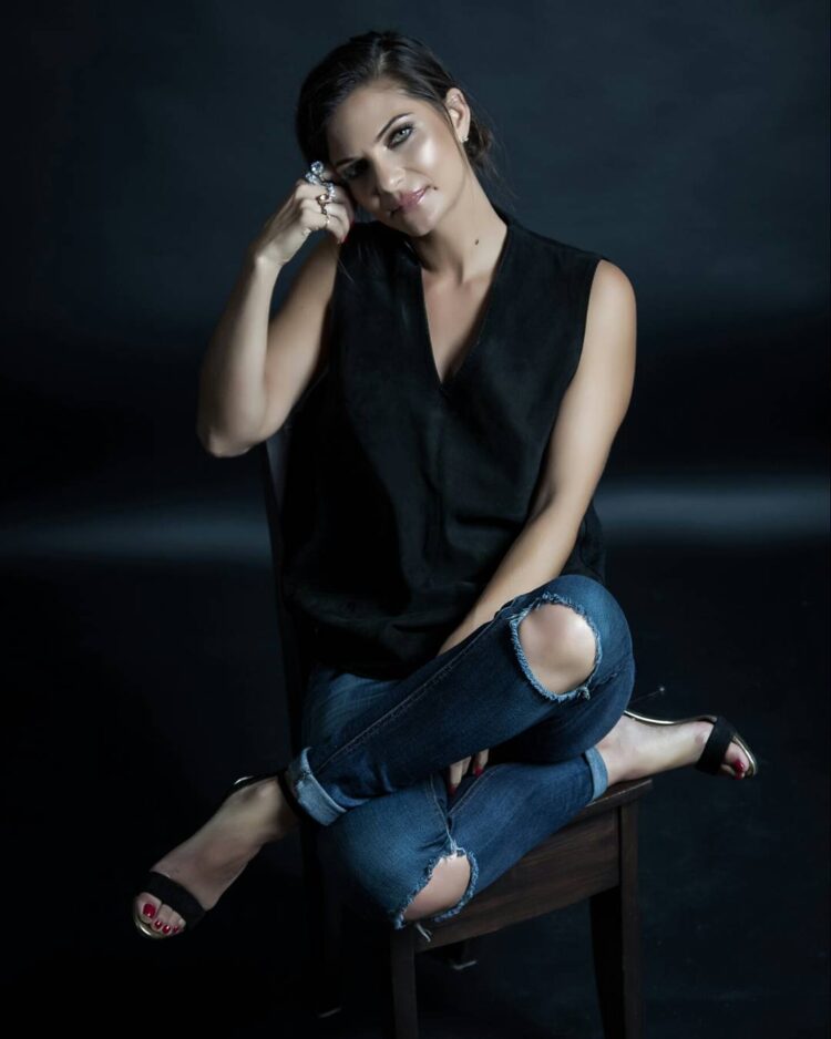 miriam sternoff feet