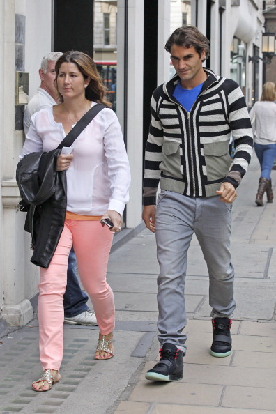 mirka federer feet 4