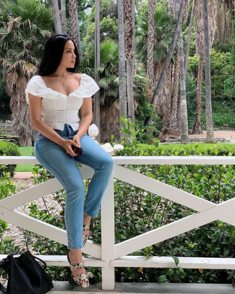 mirtha michelle feet 3