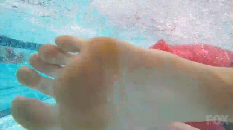 miss franklin feet 2