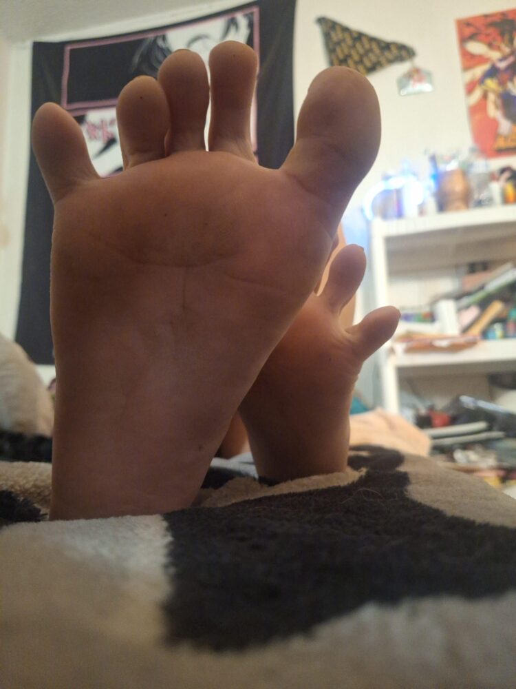 miss.mango feet 2 scaled