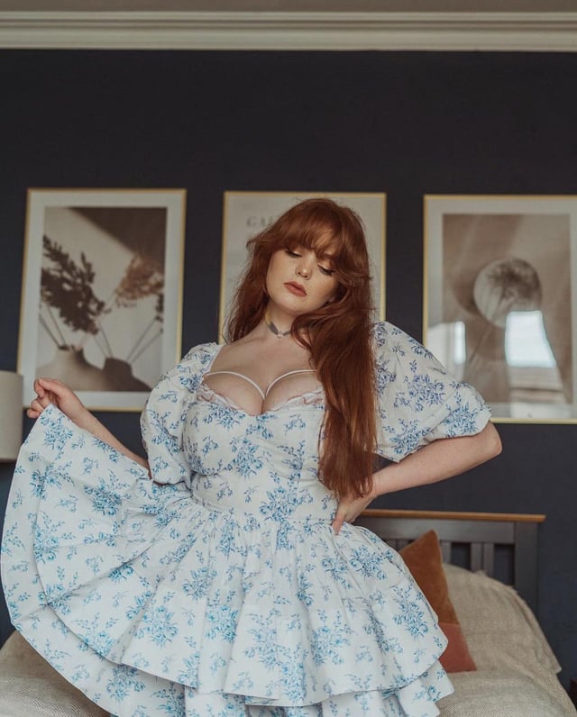 missdeadlyred feet 2