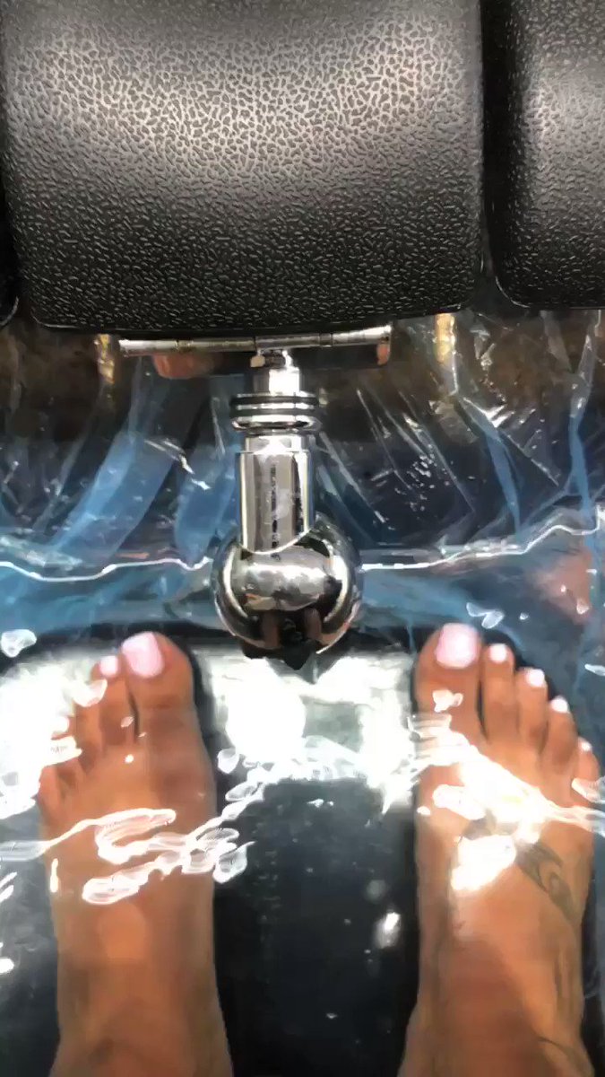 missy elliott feet 1