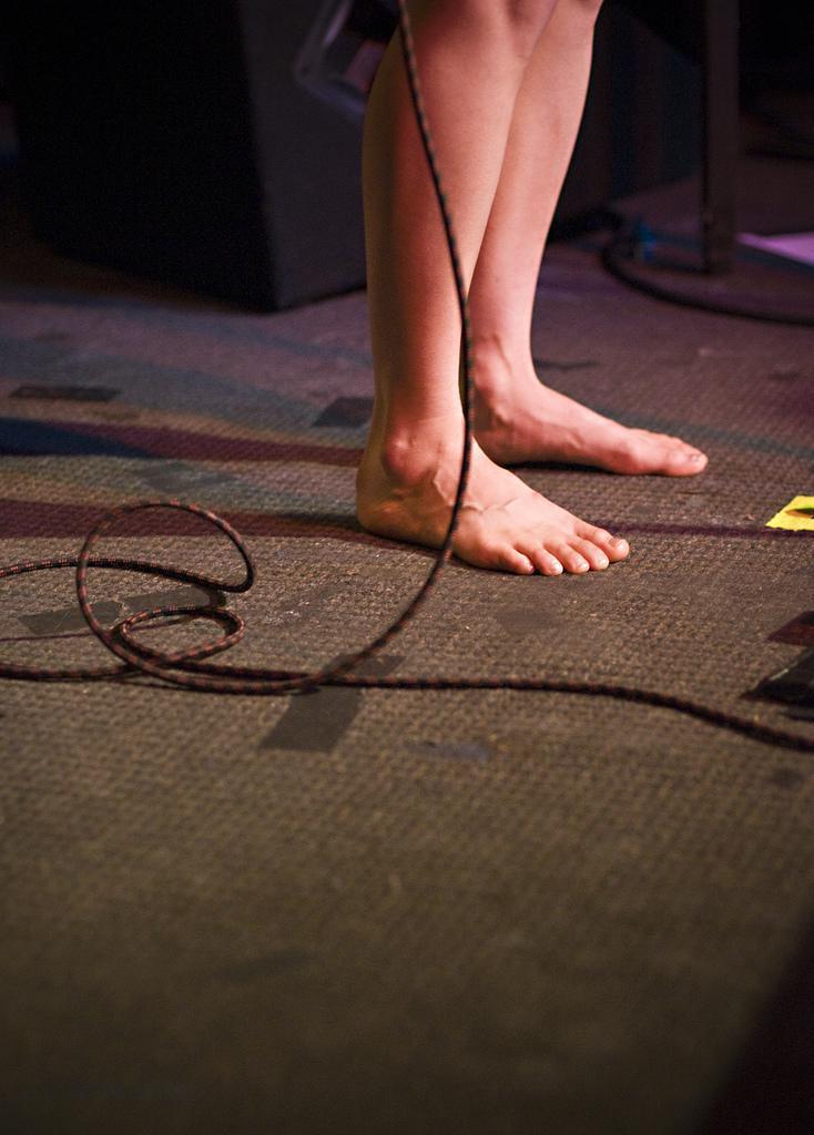 missy higgins feet 1