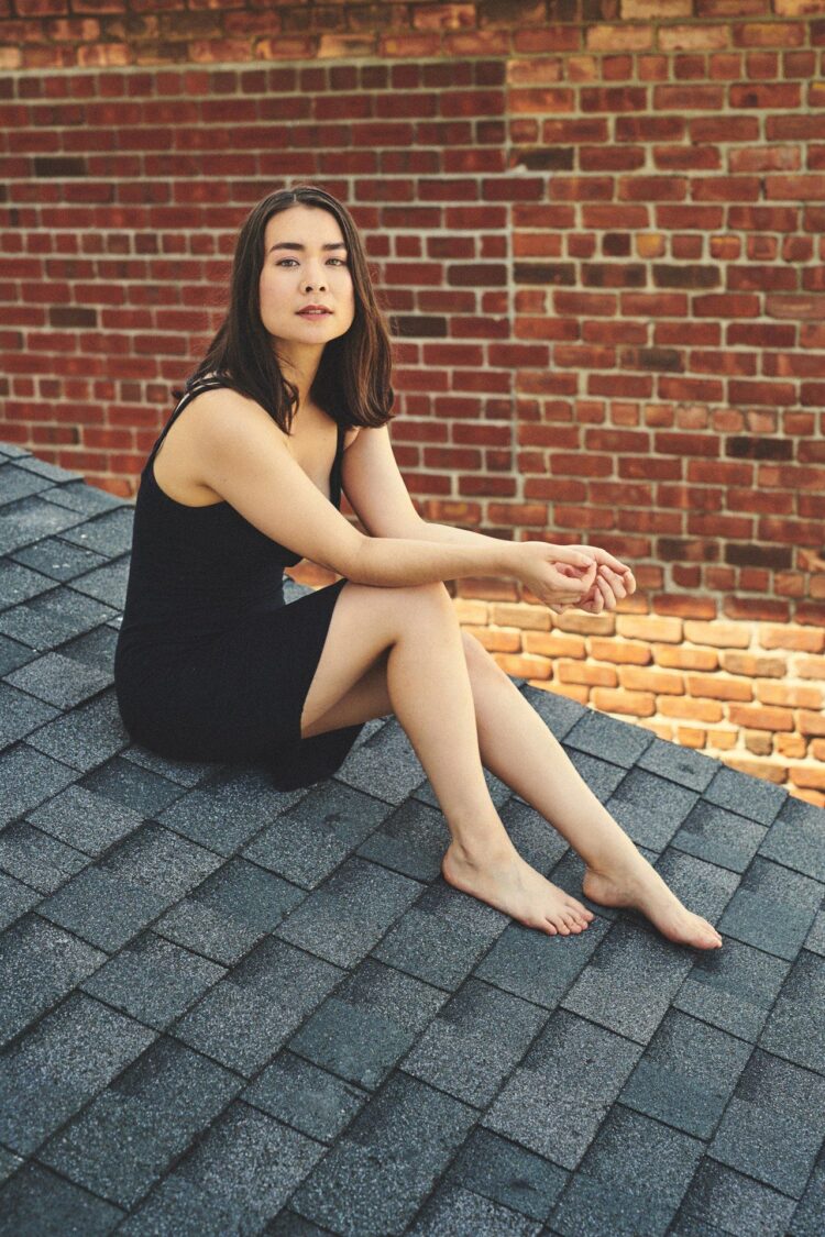 mitski feet 4