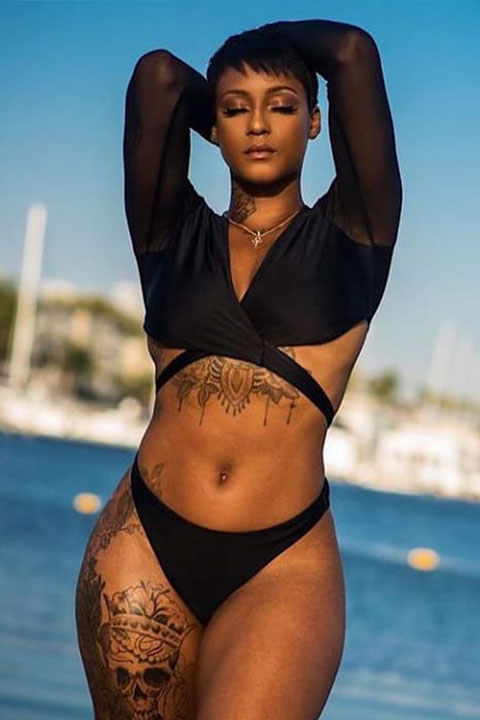 mizz twerksum feet 4