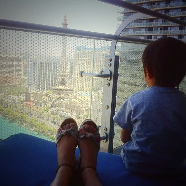 moira dela torre feet 5