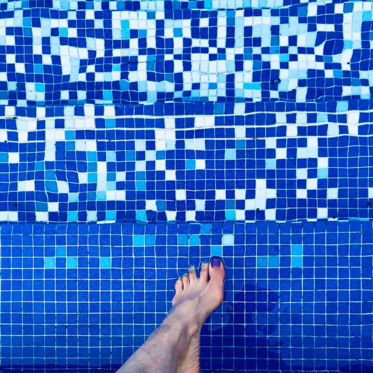 moll anderson feet 5