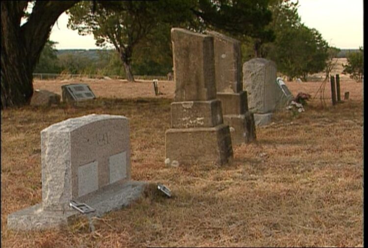 molly daniels feet 6