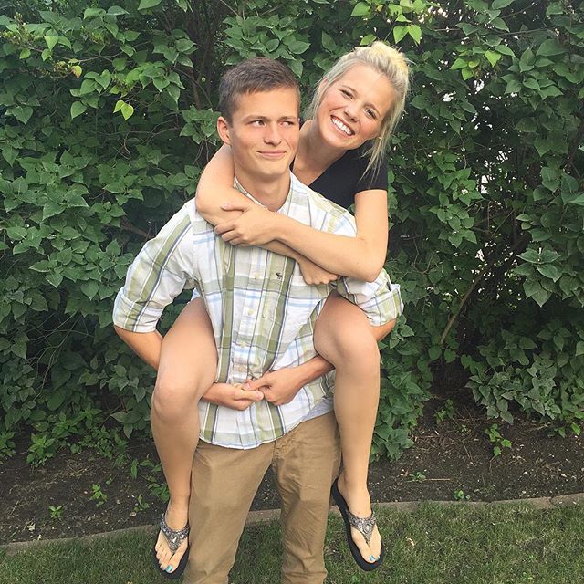 molly kate kestner feet 1