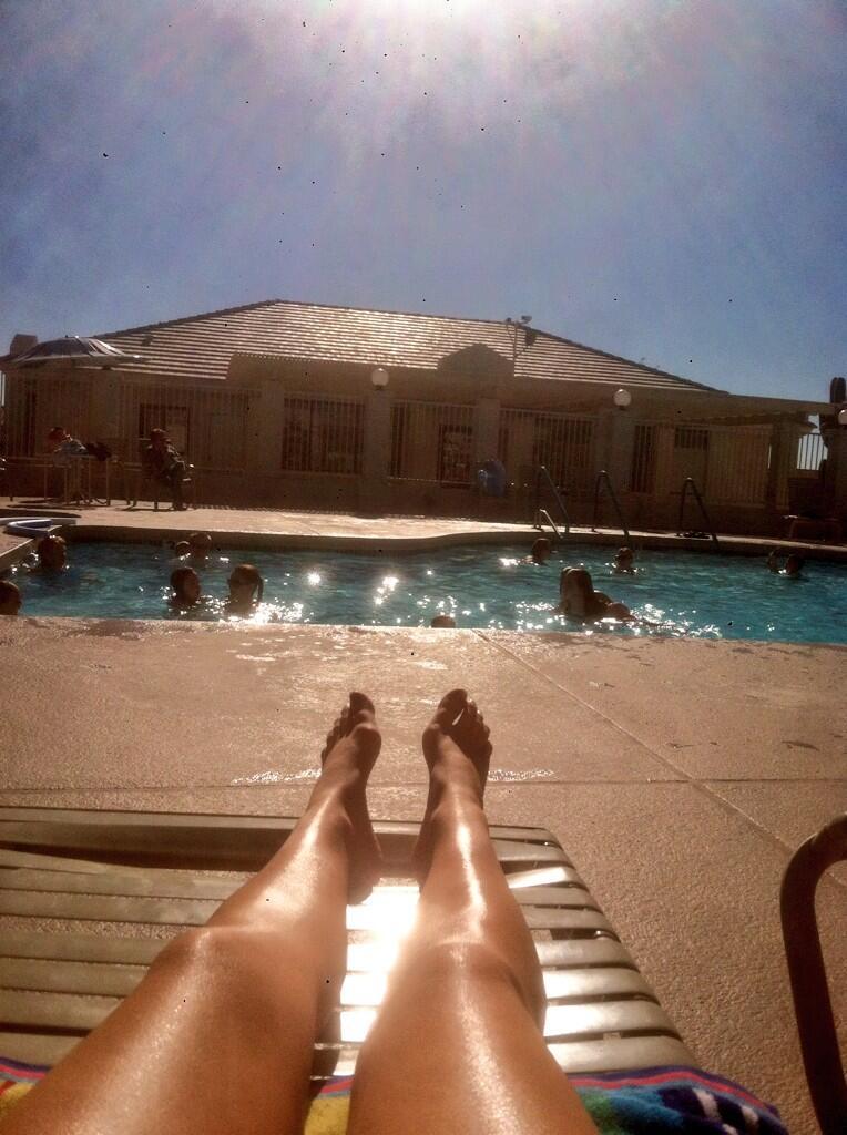 molly kate kestner feet 4