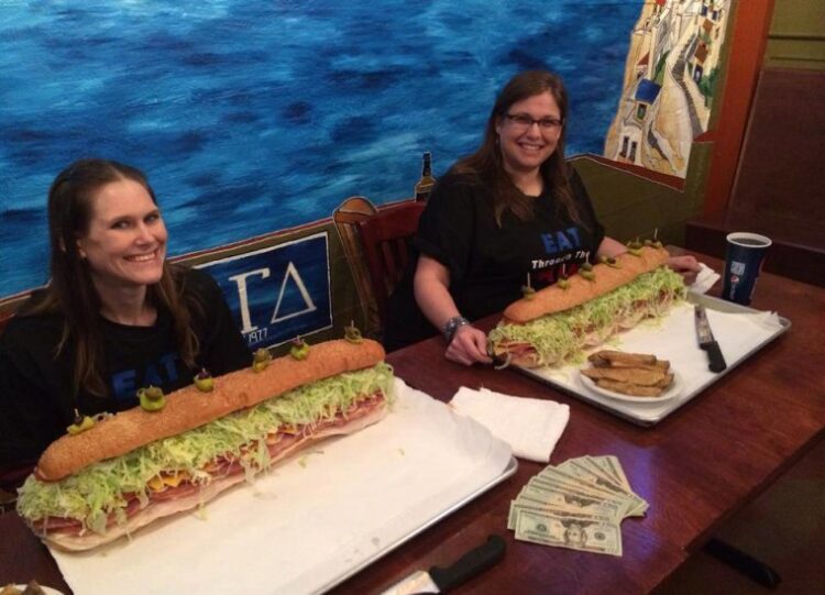 molly schuyler feet 6