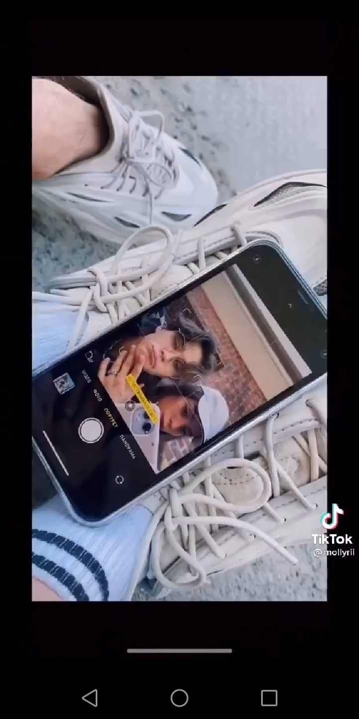mollyrii feet 1