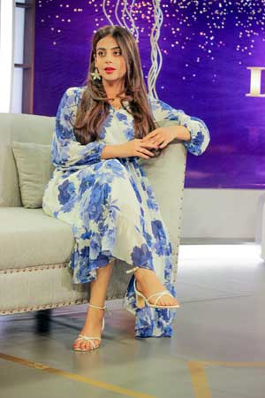 momina duraid feet 3